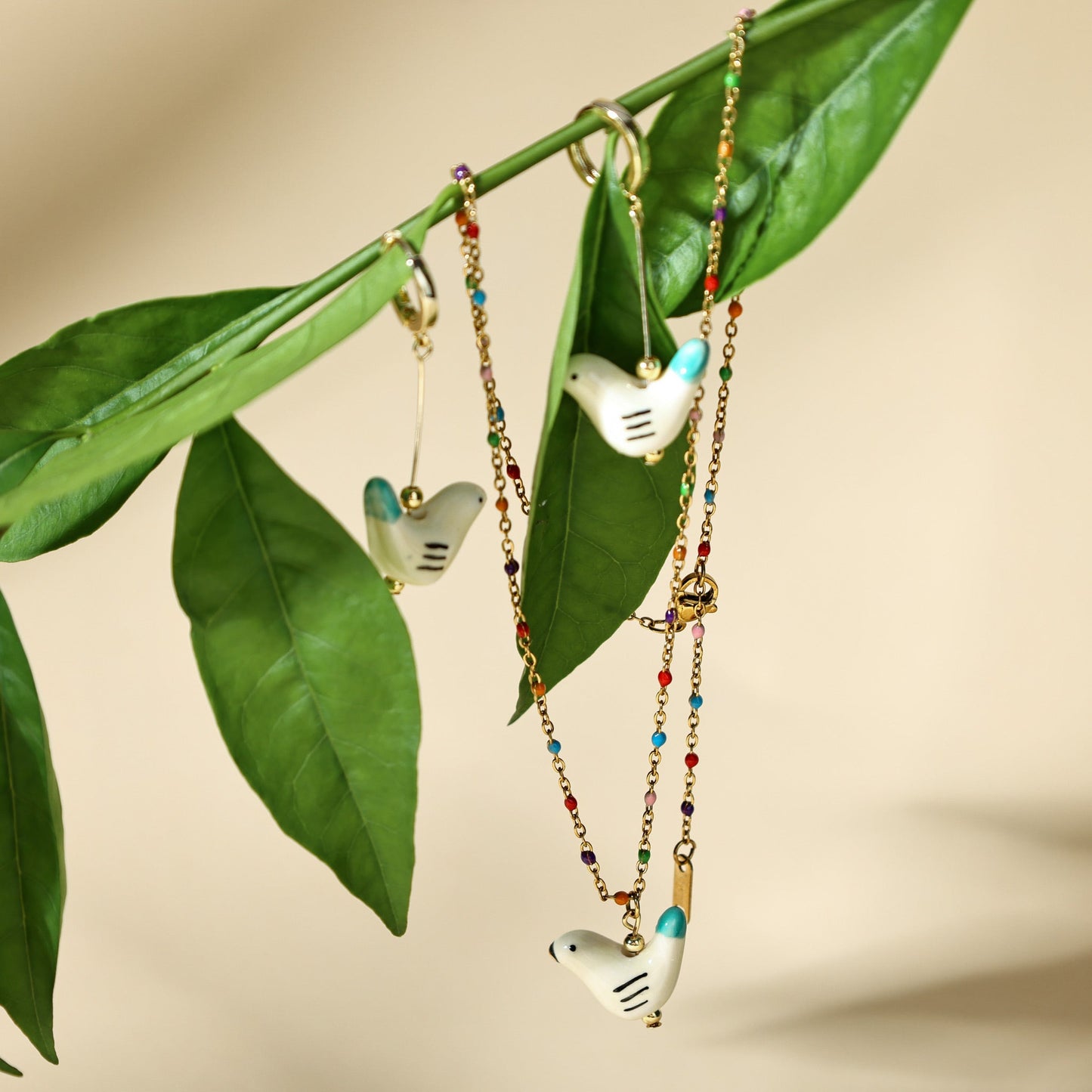 Bird - Shaped Porcelain beads – Handmade Necklace (4 colors options) - EenPorcelain