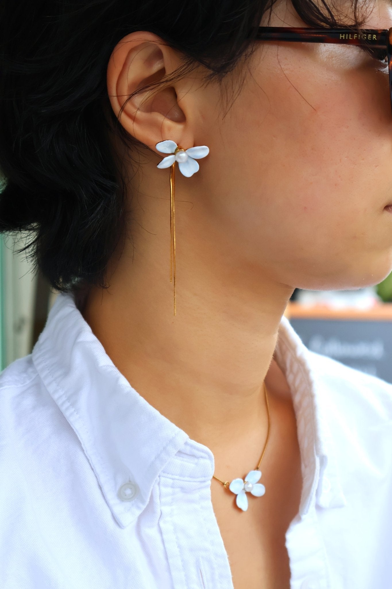 Bloom Necklace – Enamel Flower with Fresh - water Pearl - EenPorcelain