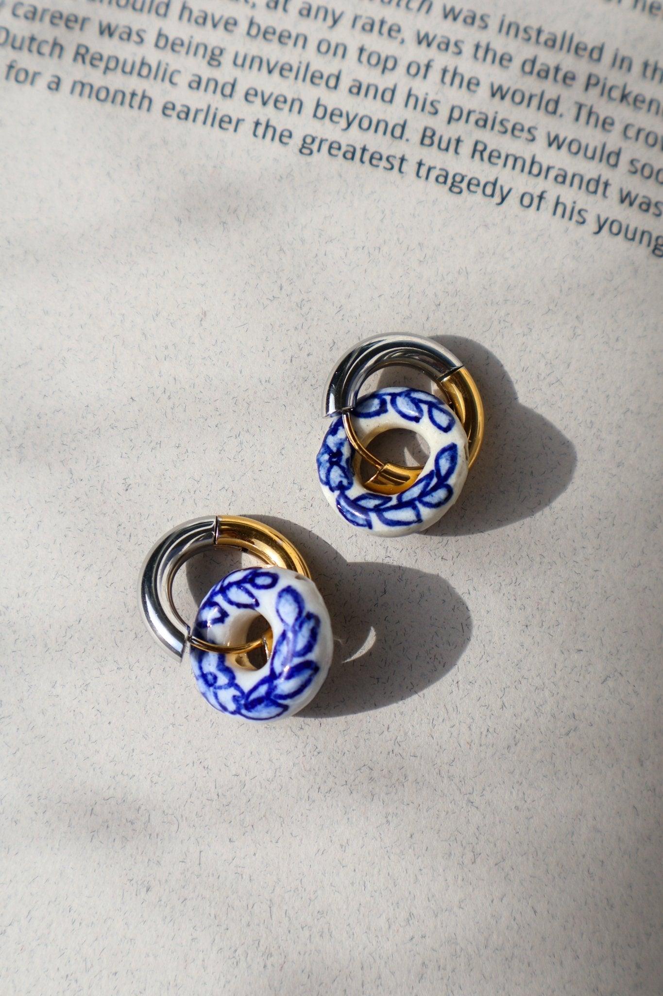 twist-hoop-earrings, EenPorcelain