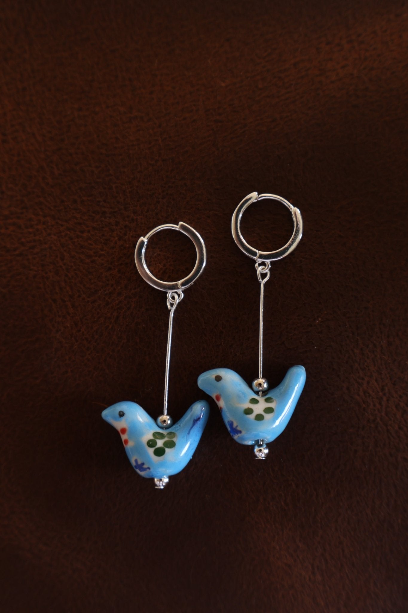 bird-shaped-porcelain-studs-art-earrings-oorbellen-goud, EenPorcelain