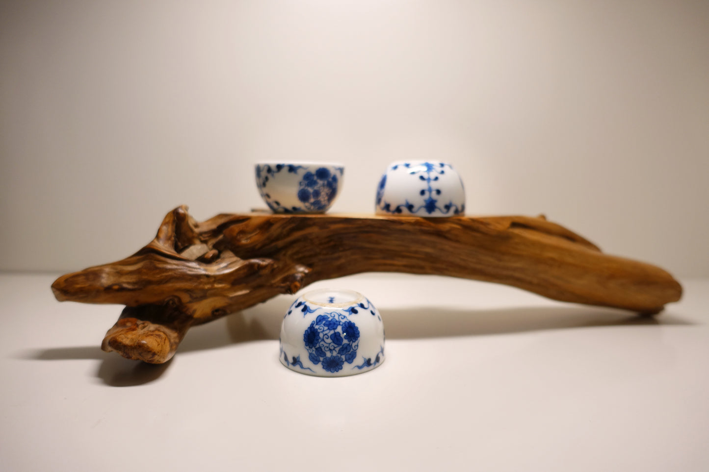 Hand-painted Jingdezhen thumb cups (x3)