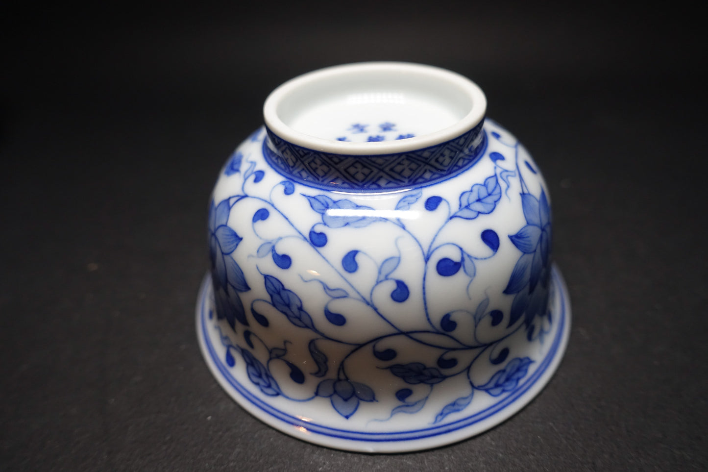 Hand-Painted Intertwining Lotus Stems Tea Cup - Exclusive Customization from Jingdezhen