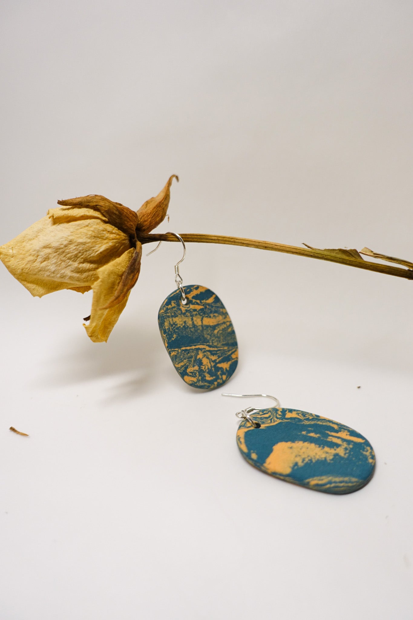 Handmade Original Ceramic Shard Earrings - Pumpkin Style