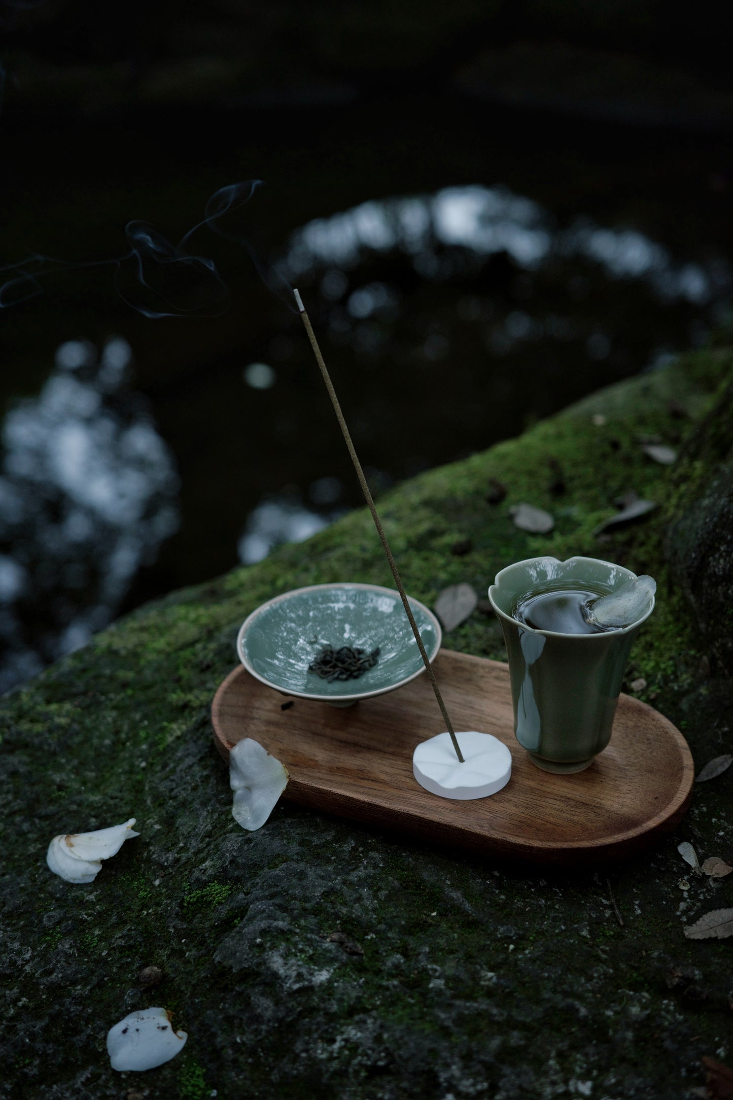 Emerald Green Handcrafted Gaiwan: Elegant Tea Ware and Home Decor