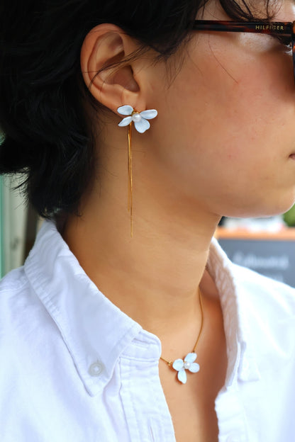 Bloom Necklace – Enamel Flower with Fresh - water Pearl - EenPorcelain