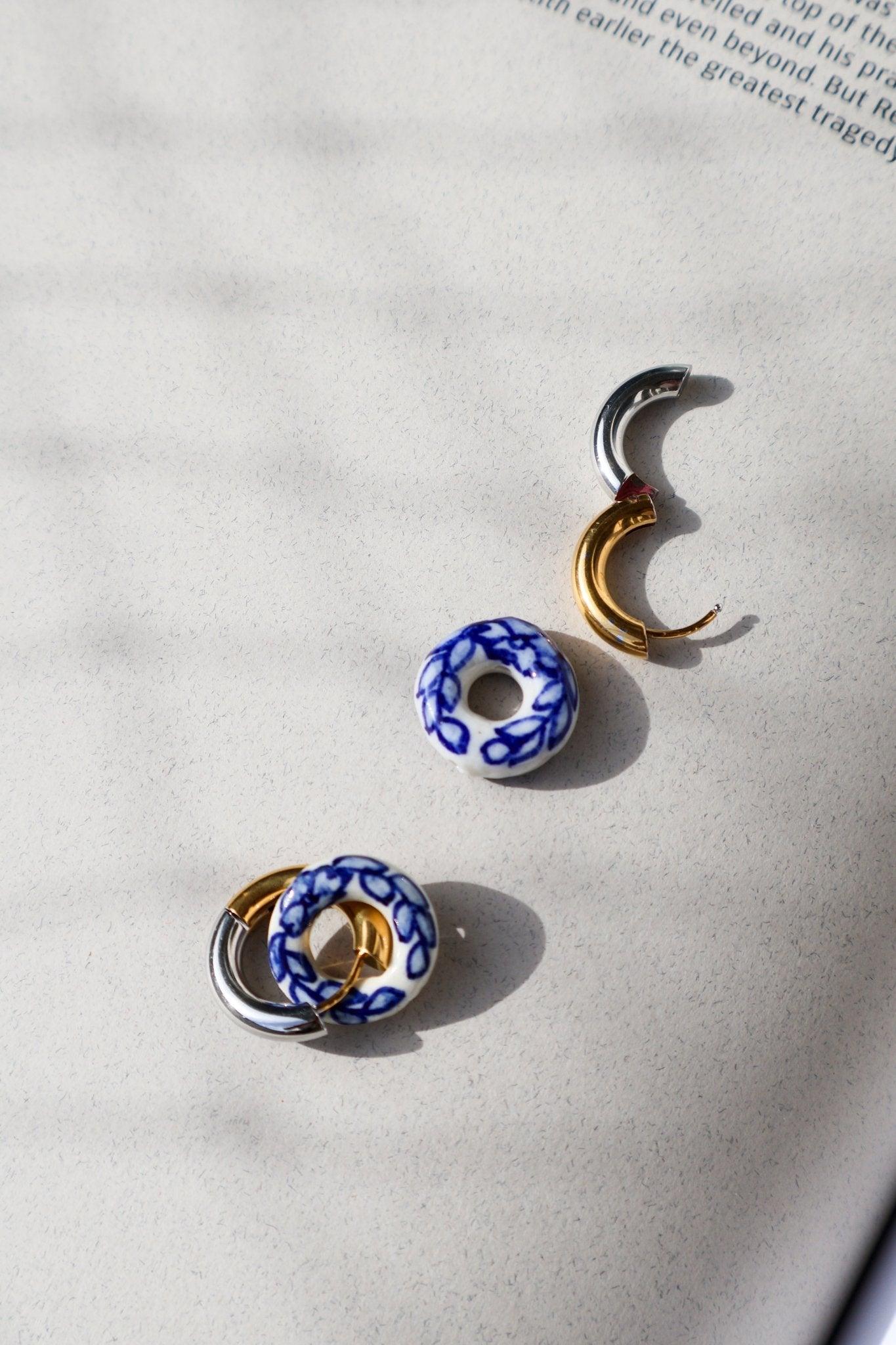 twist-hoop-earrings, EenPorcelain 