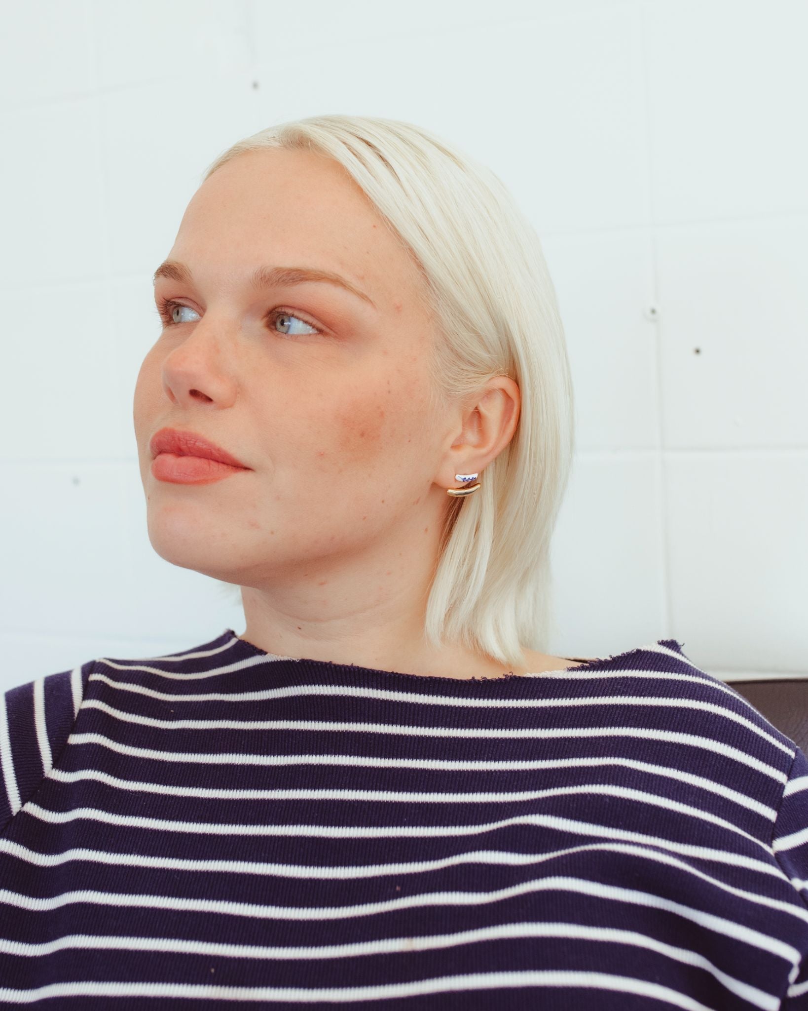 Enamel front - and - back Earrings — White - EenPorcelain