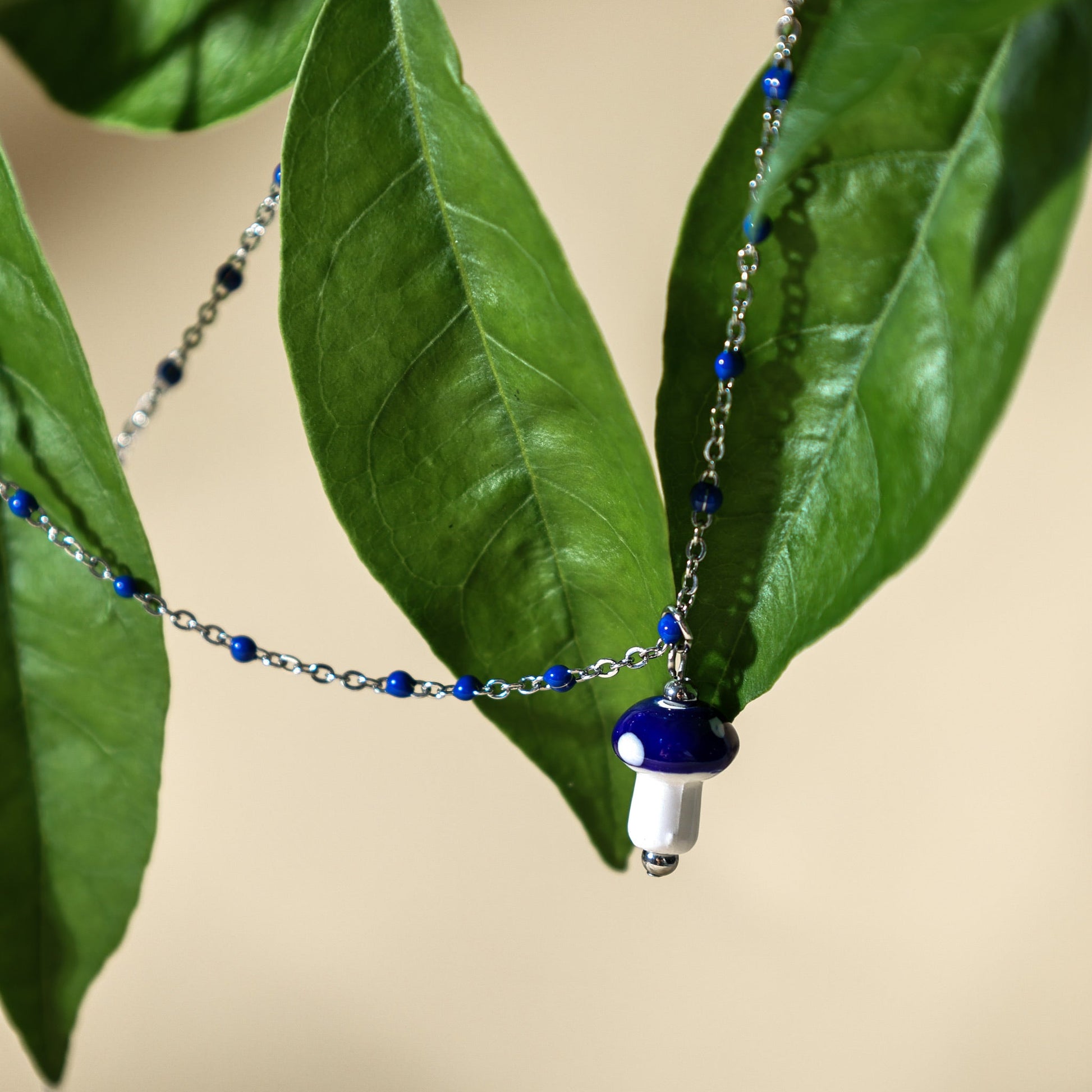 Mushroom Pendant Necklace – Hand - Painted Ceramic Charm - EenPorcelain