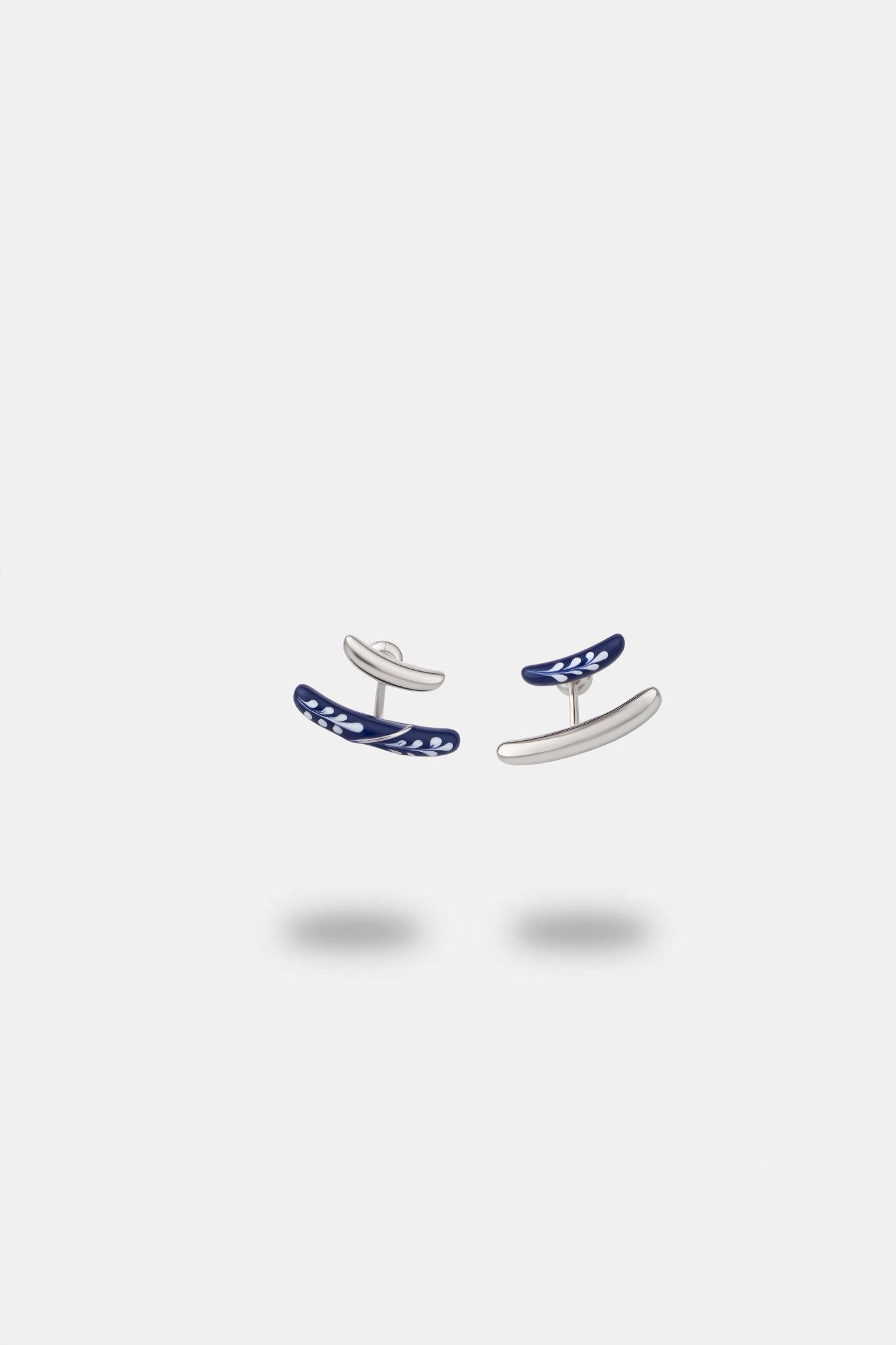 Enamel front-and-back Earrings — White