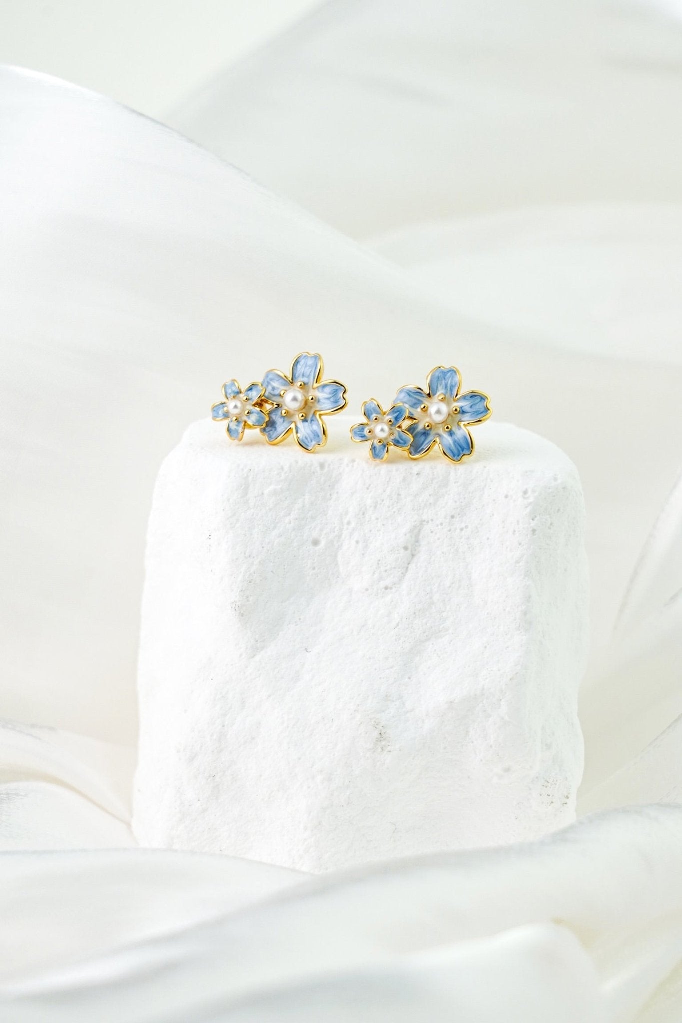 Spinning Blossom Earrings – Enamel Flowers with Pearl Accents - EenPorcelain