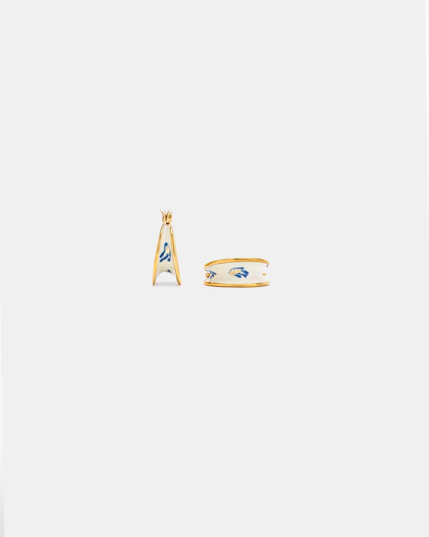 Stellar Ridge Hoop Earrings - EenPorcelain
