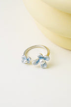 Twin Bloom Ring – Silver Enamel Flowers with Pearls - EenPorcelain