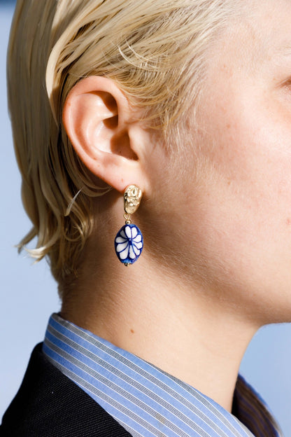 unique-hand-painted-porcelain-earrings-blue-flower, EenPorcelain 