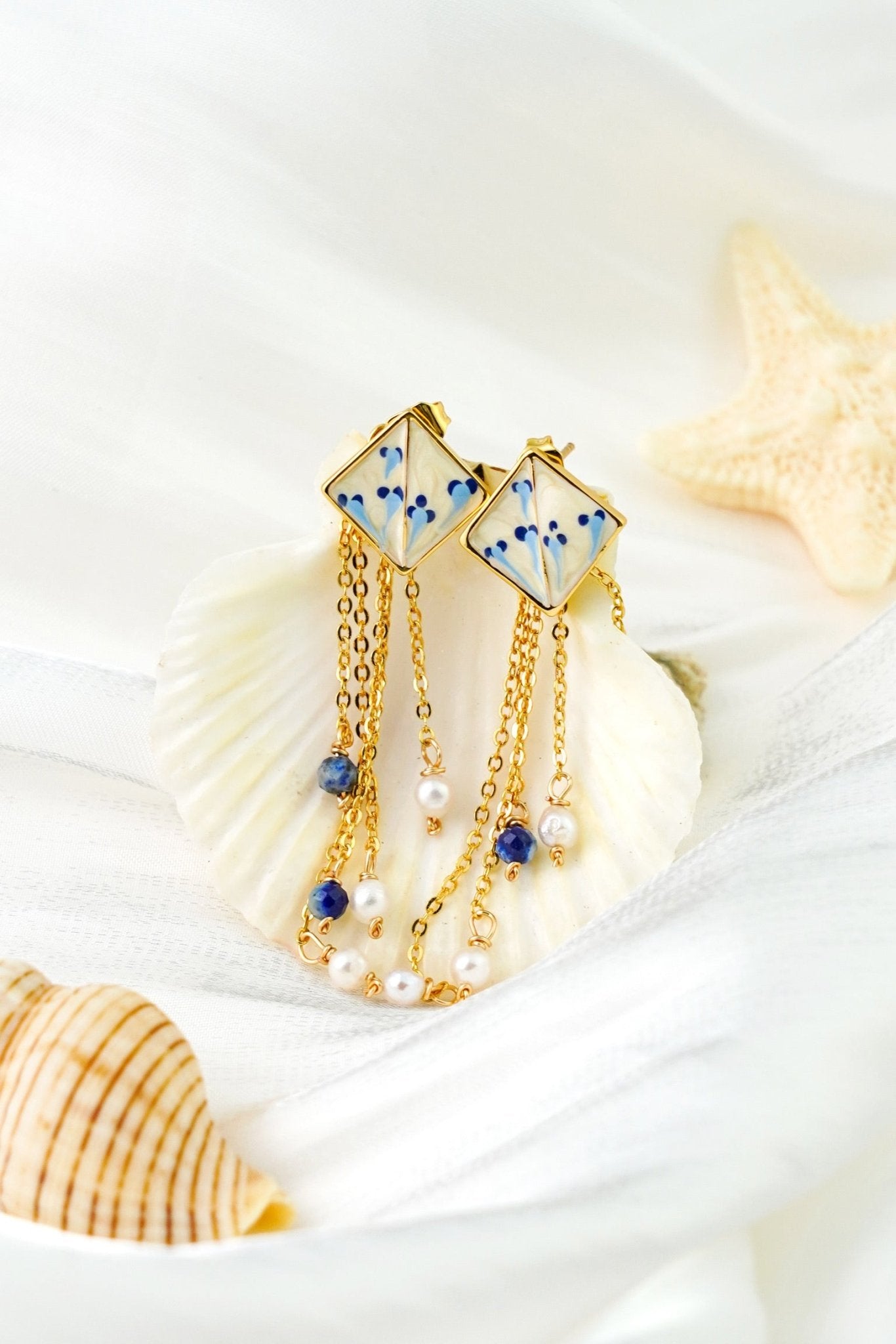 Varia Porcelain Pattern Earrings with Drop – Detachable Lapis & Pearl - EenPorcelain